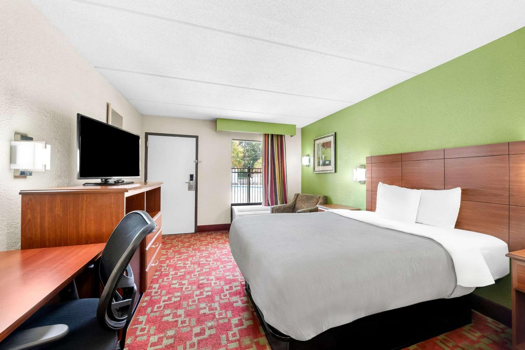 Quality Inn Selma - Smithfield Luaran gambar